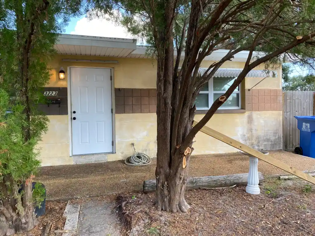 owner needs to sell this house